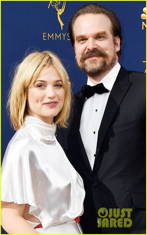 Stranger Things’ David Harbour and GF Alison Sudol。